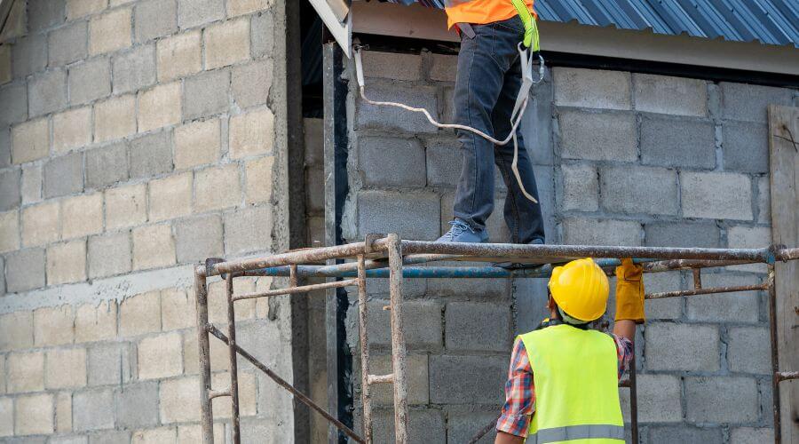 Expert top industrial roofings services in Peru, ME